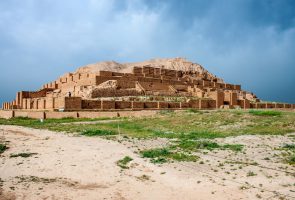 زیگورات چغازنبیل شاهکار معماری آجری ایرانی