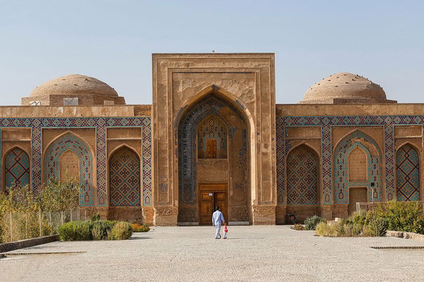 قدیمیترین بناهای آجری معماری ایرانی