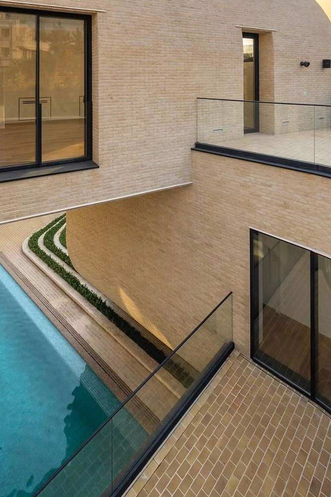 آجرنما نسوز رستیک آذرخش-طوسی هلندی-AR300-پروژه حیاط مرکزی